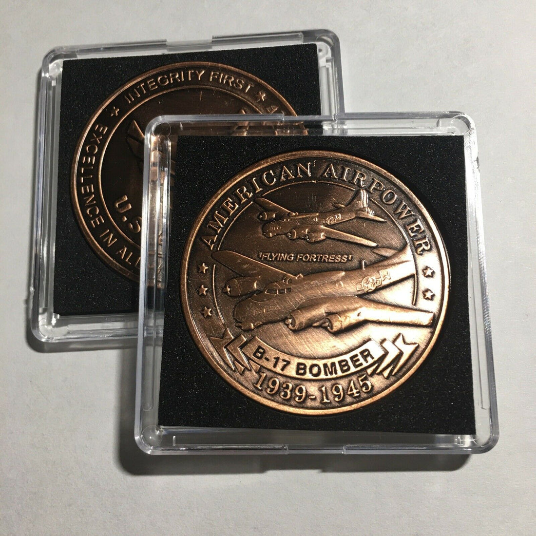 WW2 USAF B-17 "FLYING FORTRESS" Challenge Coin w/Case FREE SHIPPING USA