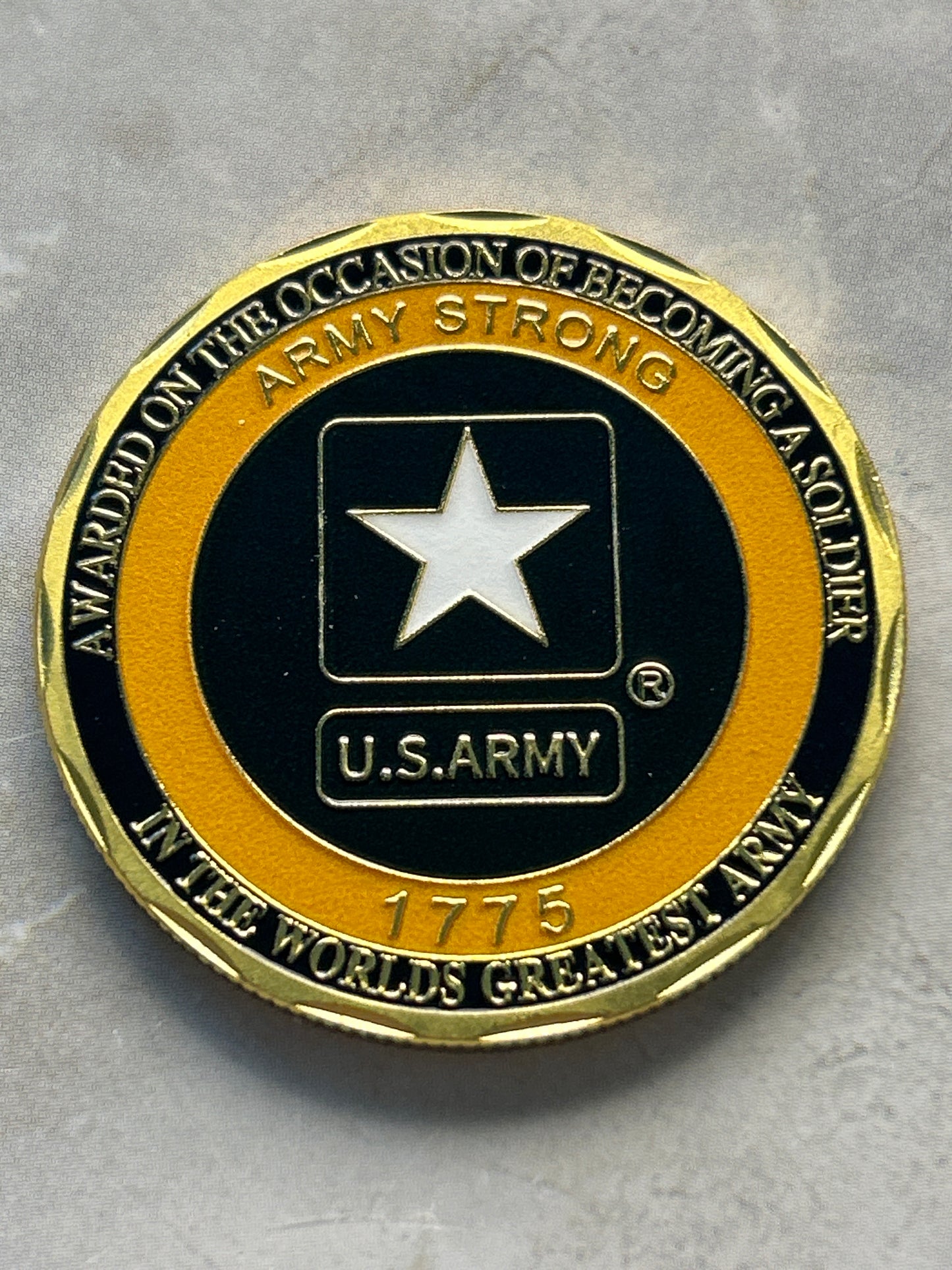 US Army Strong Challenge Coin – Awarded on the Occasion of Becoming a Soldier (40mm)
