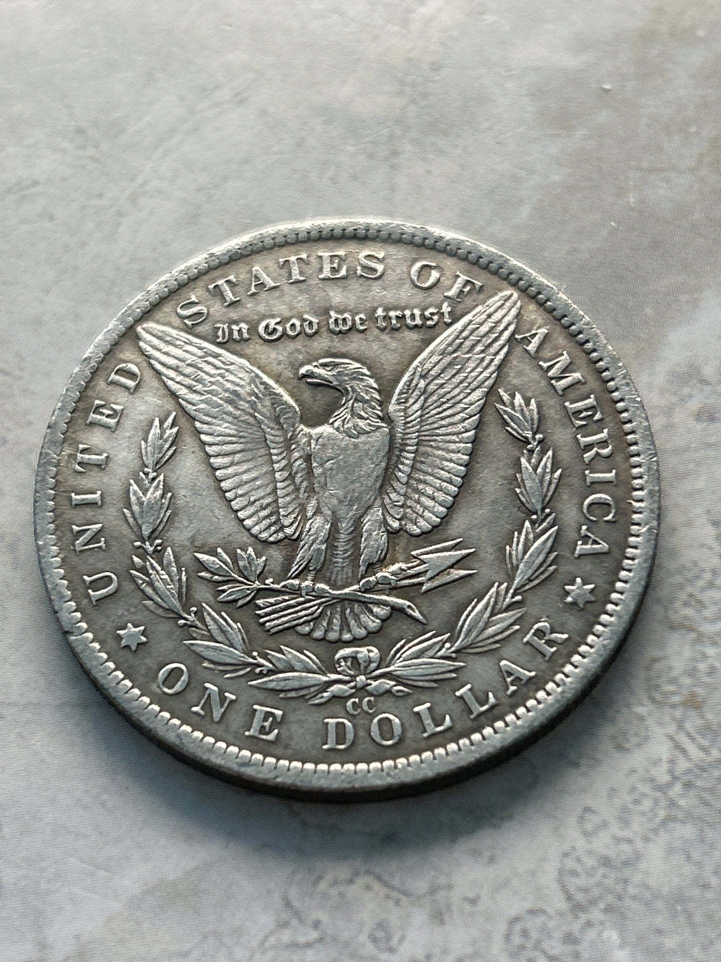 1890-CC Morgan Dollar Novelty Coin – Hobo Nickel Style Grim Reaper Poker Hand | E Pluribus Unum (38mm)