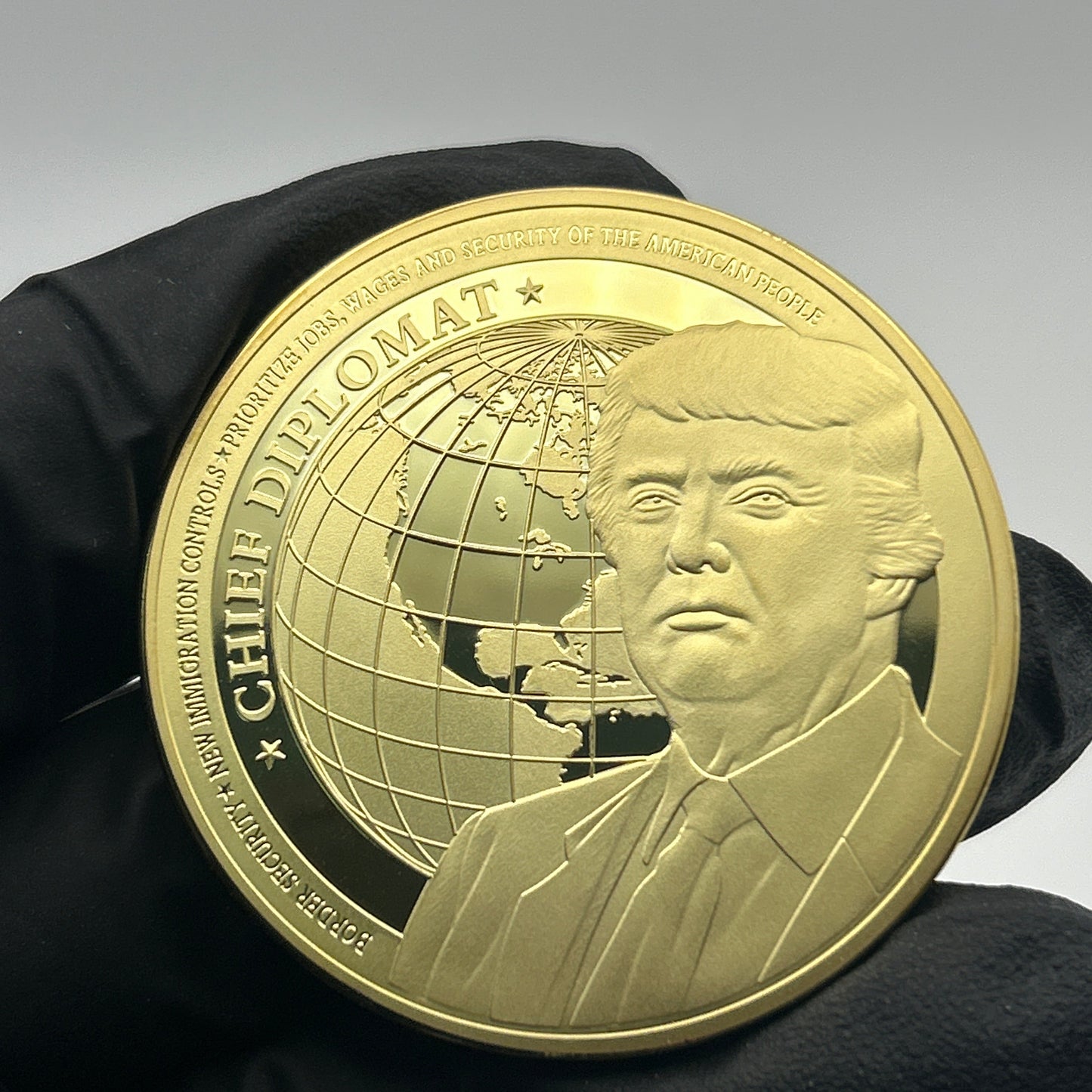 2017 President Donald Trump Chief Diplomat Collectible Coin w COA